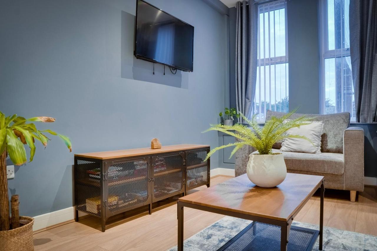 Birkenhead - 2 Bedroom House 외부 사진