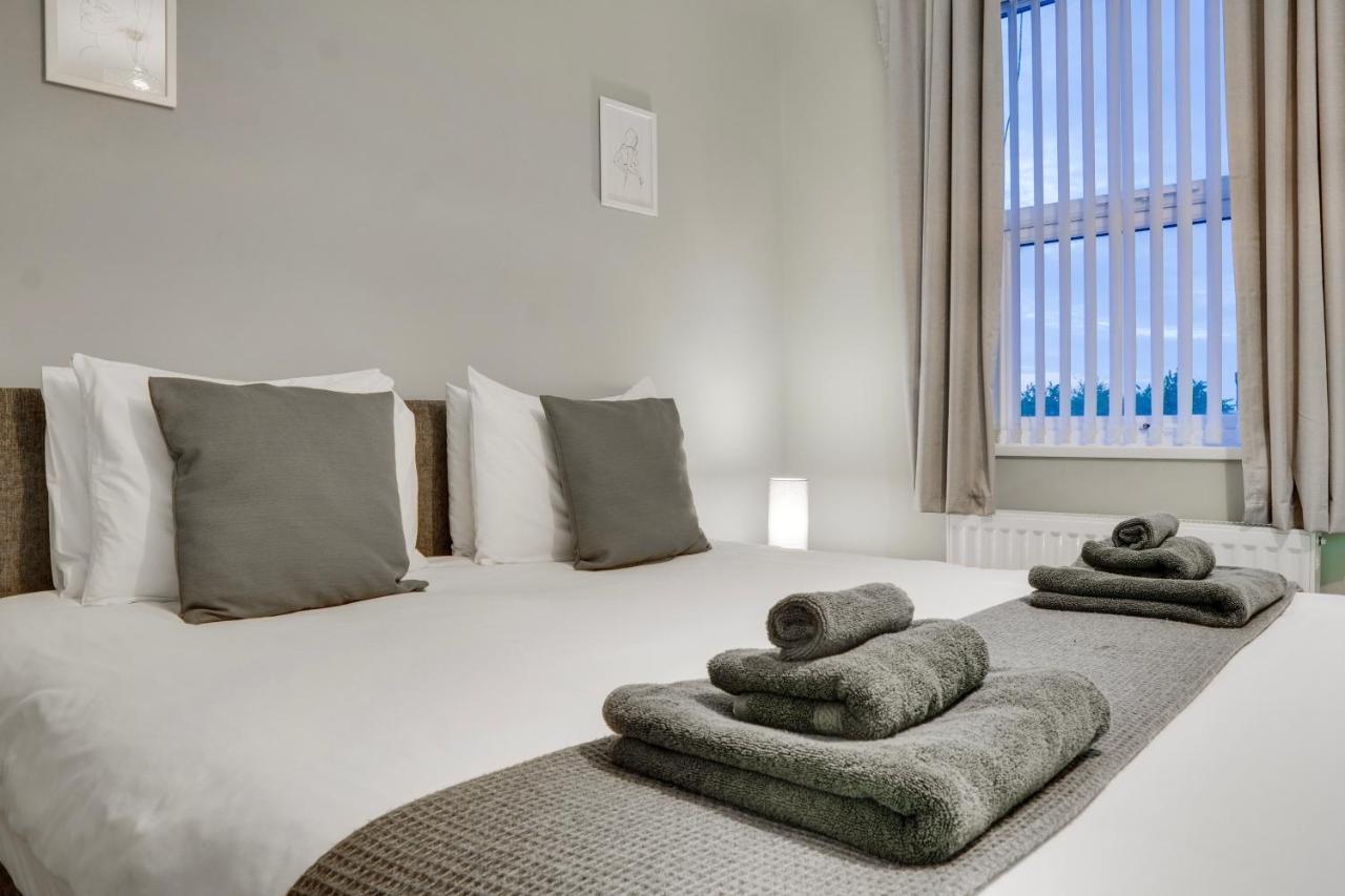 Birkenhead - 2 Bedroom House 외부 사진